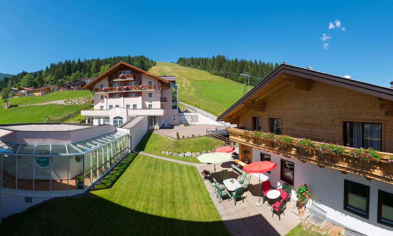 Hotel Vierjahreszeiten Flachau Exteriér fotografie